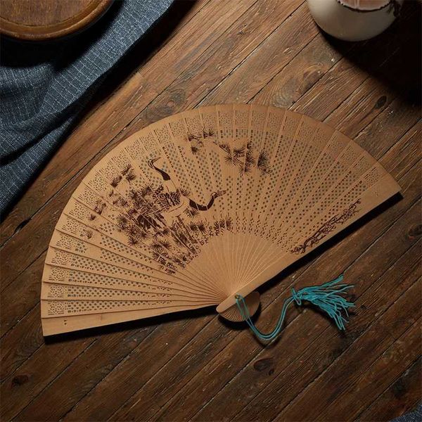 Produits de style chinois panda chinois vintage pliant ventilateur motif de danse en bois venti