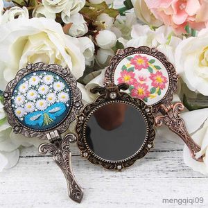 Produits de Style chinois bricolage fleur broderie miroir kits paysage point de croix couture pliant maquillage miroir main balançoire Art artisanat cadeau décor à la maison R230804