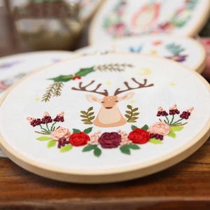 Productos de estilo chino DIY cinta bordado para principiantes kits de costura punto de cruz ciervo gato zorro conejo panda hecho a mano arte de la pared decoración regalos
