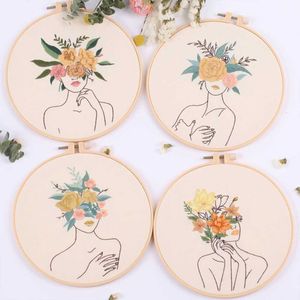 Chinese stijlproducten DIY gestempeld borduurstarter met bloemen planten mooie meisjes kruissteekset punch handwerkgereedschap met hoepel