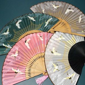 Productos de estilo chino, ventilador plegable, grúa artesanal decorativa, Hanfu chino de bambú, accesorios plegables para mujer, ventilador de adornos para el hogar