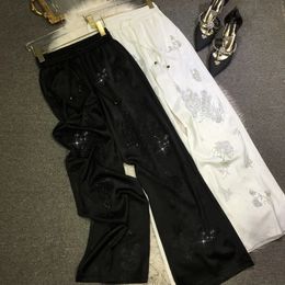 Pantalon long de style chinois soyeux silky