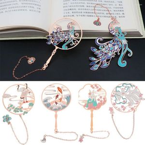 Chinese stijl Stationery Koi Tassel Metal hanger Book Clip Paginatiemerk Messie Bookmark Group Fan Vorm