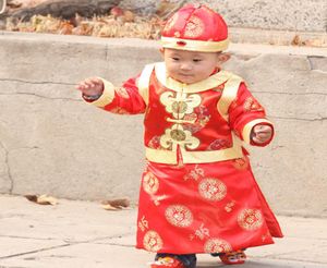 Chinois traditionnel Kids broderie Dragon Pattern Tang Suit Chinois Costumes chinois Lucky Costumes Set pour le nouveau-né Baby Boys Newyear3582175