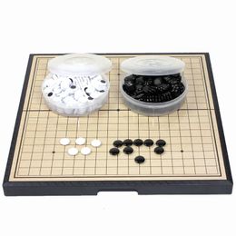 Chinese Weiqi Go Game 19 Lijnen Board Checkers Klaptafel 32 cm Magnetische Go Schaakspel Magnetisch Speelgoed Plastic Go Game 231227