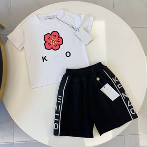 Chlid tweedelige sets voor kinderen designer kleding babykleding kind t -shirt jongen meisje tracksuit bloemen zoon dochter woensdag zomer comfortabele ademende korte mouw