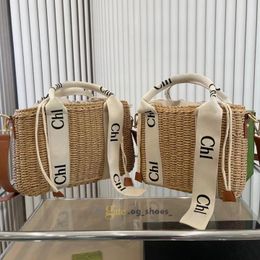 Chloor Bag Luxe Woody Straw Weave Raffias Beach Designer Bag Woody Tote Grote Travel Shopper Schoudertassen Cross Body Basket Wallet Weekder Koppelingszakken 350