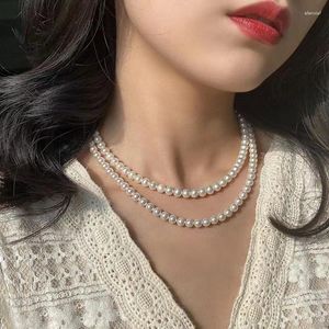 Gargantilla Collar de perlas chapado en oro de 14 quilates Cadena de clavícula de temperamento minoritario de lujo ligero francés de alto sentido