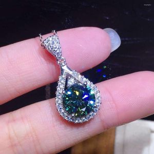 Choker 3 acht hartpijlen verguld met PT950 imitatie blauwgroene Mosan diamanten volledige hanger vrouwelijk