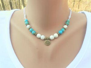 Choker 32inchLotus Flower Necklace Tiny Lotus Yoga Blue Regalite White Howlite Charm Womens Bead Knotted