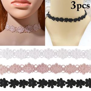 Choker 3 -stcs vrouwen meisjes mode bloem kanten tattoo ketting sleutelbeen retro sieraden accessoires cadeau