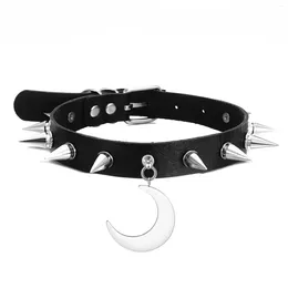 Choker Big Moon Collier Fomen Tiked Chokers Goth Cuir Collar Crescent Gothic Jewelry Déclaration Costume Accessoires