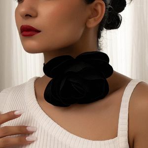 Collier ras du cou en velours avec fleurs de Rose rouge et noir, chaîne de cou Sexy, ruban de tempérament