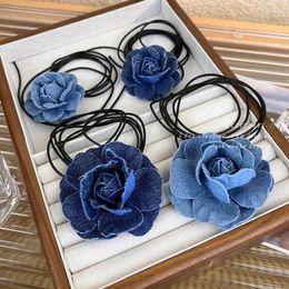 Choker Blue Denim Camellia Flower Chokers Collier pour femmes Corée Sweet Cool Y2k Girls Été Pu Coue en cuir Clavicule Chaîne de chaîne