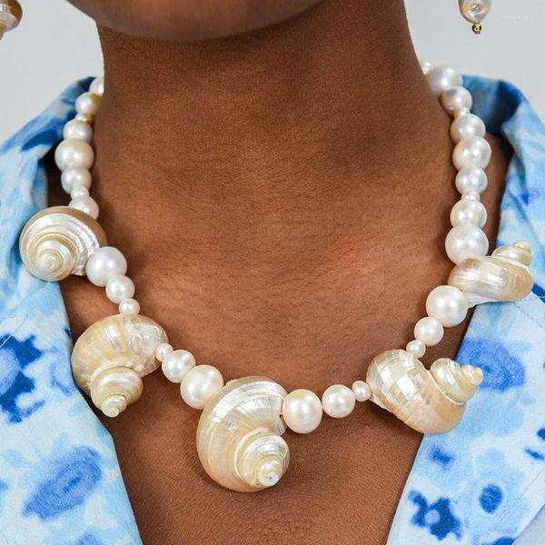 Ras du cou bohème plage Punk coquille de mer blanche réglable collier de perles d'eau douce Turbo escargot coquilles de conque SIRENNA femmes