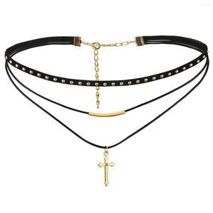 Choker BONISKISS arrivée 2023 femme collier collier multicouche velours cuir corde avec Rivet croix pendentif dames