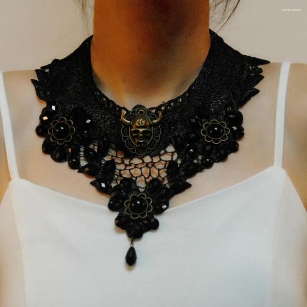 Gargantilla Collar falso de clavícula Collar de Halloween de cabeza de diablo de encaje exagerado de moda para mujer