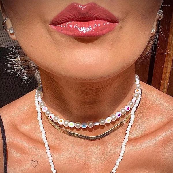 Ras du cou Dvacaman INS coloré coeur collier de perles pour les femmes blanc Imitation perlé corée bijoux mariée en gros