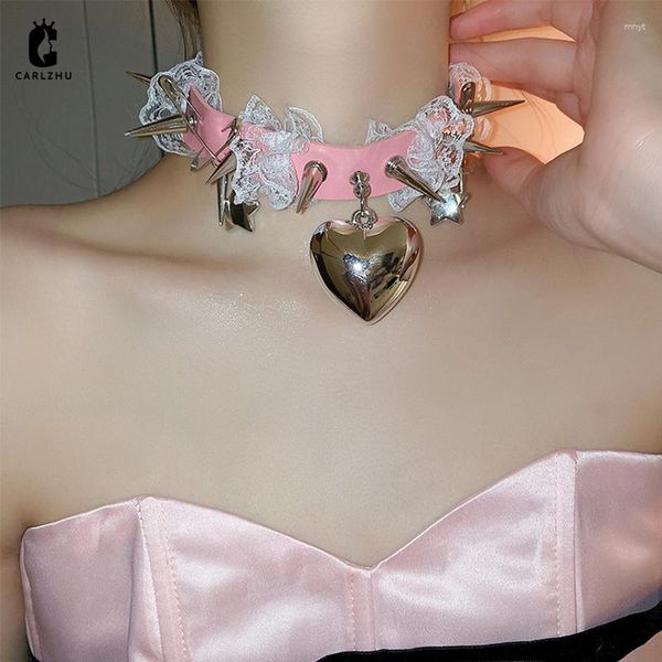 Gargantilla de encaje europeo y americano cono de Metal amor corazón colgante hebilla collar de cuerda de cuero para mujer joyería de fiesta Punk