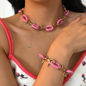 Choker overdreven kleurrijke grote clasp -kettingen voor vrouwen creatieve gotische dikke ketens charme ketting en armband sieraden set