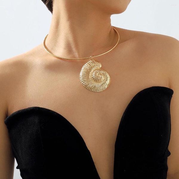 Gargantilla exagerada concha de metal collares pendientes para mujeres cadenas doradas vintage collar de concha de aleación diseño de vacaciones enlace cuello joya