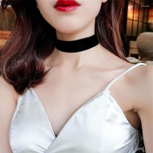 Choker Fashion Black Velvet Necklace Lfor Goth Neck Chain Punk Style in esthetische sieradenaccessoires