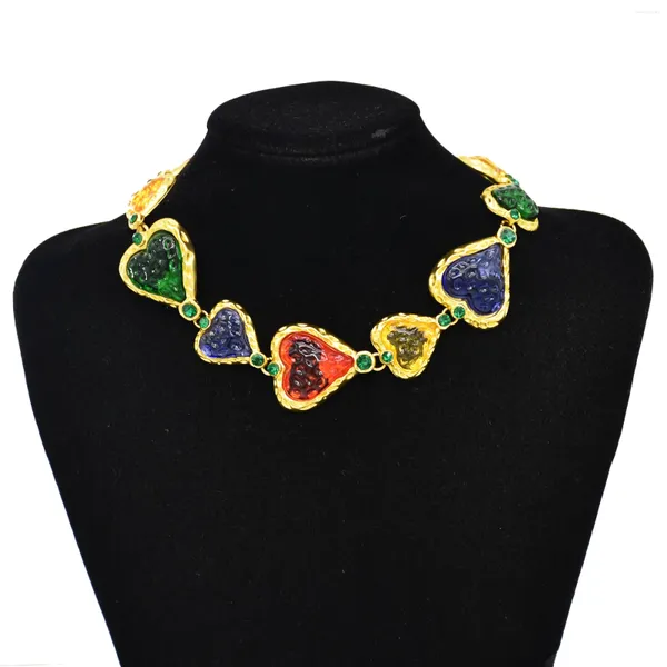 Gargantilla de moda colorida con forma de corazón, Collar con gemas de cristal para mujeres y niñas, accesorios de joyería de cuello de fresa de Color caramelo súper bonito