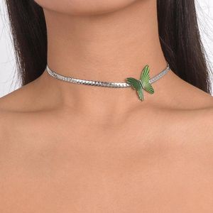 Collier ras du cou mode élégant papillon collier pour femmes tempérament métal Sexy Moderne clavicule chaîne cou fête bijoux