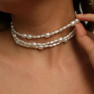 Choker Fashion Fashion Multicouche Imitation Collier de perle Tempérament élégant Perment pour les femmes Bijoux de fête de mariage Girls