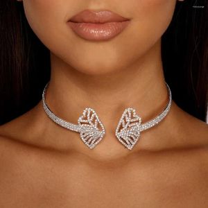 Collier ras du cou avec strass pour femmes, perceuse complète papillon réglable, collier ouvert, bijoux pour femmes, cadeau de luxe de mariage