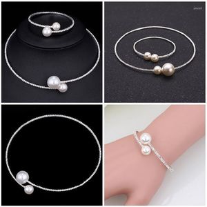 Choker Mode Vrouwen Eenvoudige Gesimuleerde Parel Bruids Sieraden Sets Kristal Bruiloft Ketting Armband Set D88