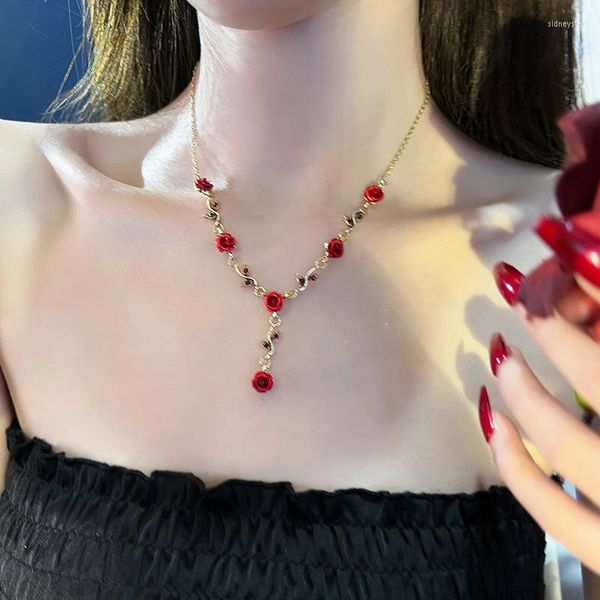 Tour de cou français Vintage rouge cristal Rose fleur Collier clavicule chaîne pendentif colliers pour femmes Collier De Roses