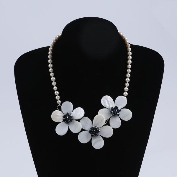 Gargantilla Collar de perlas de agua dulce con forma de flor Precio al por mayor para mujeres Regalo de San Valentín