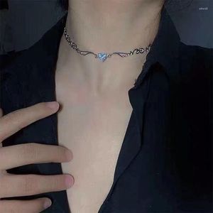 Ras du cou Goth mode couleur argent Irregualr Vintage pendentif collier pour femmes amour coeur cristal clavicule chaîne bijoux
