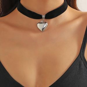 Collier ras du cou gothique en velours pour femmes, grand cœur, Vintage, chaîne de cou, bijoux Goth Harajuku