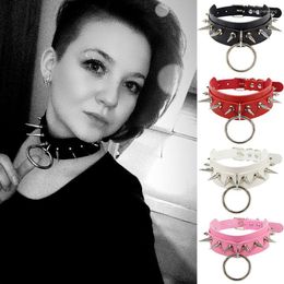 Choker Gothic Collar pour filles Goth Round Spike Rivet Collier Chocker Punk Punk ACCESSOIRES SUR LE COUL