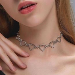 Choker Gothic Hollow Heart Necklace Harajuku Metalen nekkettingen Kettingen voor vrouwen Cosplay esthetische accessoires sieraden