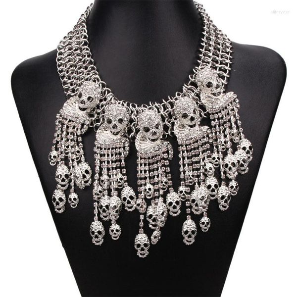 Collier ras du cou avec crâne d'halloween, plusieurs couches, chaîne de style court, rétro, pendentif à pampilles, accessoires de mode pour femmes, vente en gros de bijoux