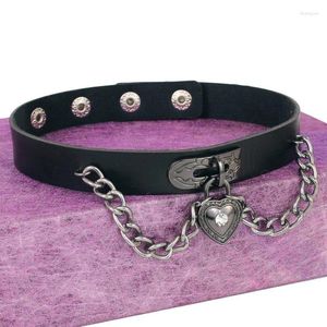 Choker Heart Chains Collier Femmes Bijoux Punk pendente en cuir PU sur le col Hip Hop