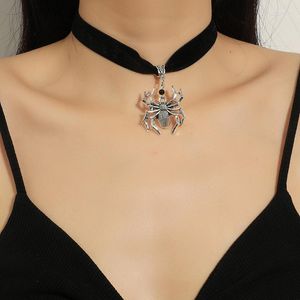 Ras du cou Hip Hop Punk araignée pendentif 1.5cm de large doux noir velours collier court pour les femmes gothique bijoux Y2k accessoires collier