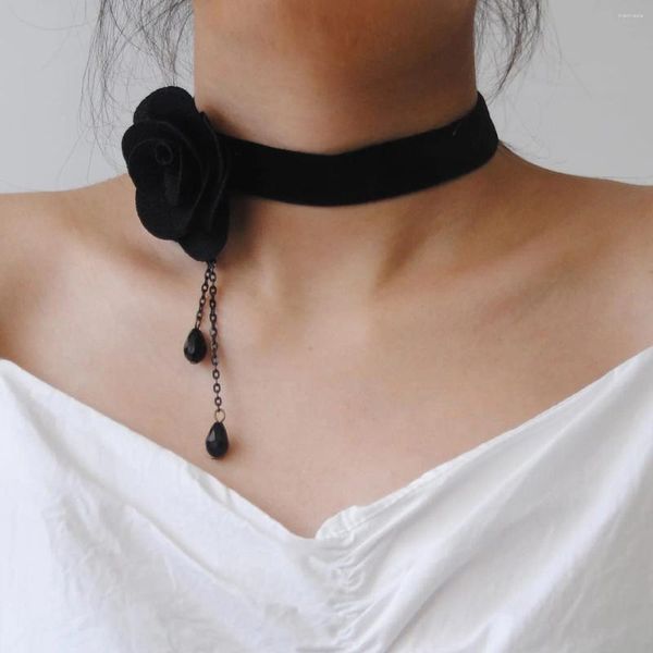 Collier ras du cou en dentelle noire, bijoux exquis, tendance, accessoires rétro, Rose pur, fait à la main, chaîne