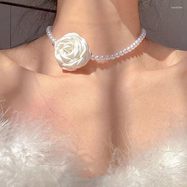 Choker Pearl Camellia Flower Femmes Floral Rose Clicule Chaîne de chaîne Fleurs Perles Collier Collier Collier Élégant Bijoux Cadeaux