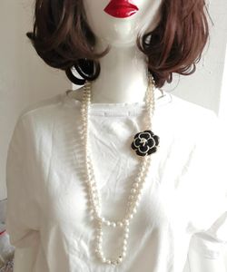 Gargantilla Collar en capas de perlas con cuello de flor de camelia grande Diseñador de bricolaje C