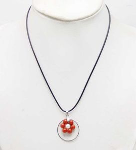 Qingmos – collier ras du cou pour femmes, pendentif en perles blanches, corail naturel rouge, 17-19 pouces, avec rond en métal de 28mm, livraison gratuite Cord-nec6392