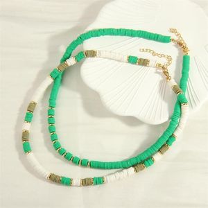 Tour de cou rétro vert doux poterie perles collier bohème Double empilé cuivre plaqué or métal perlé bijoux d'été en gros