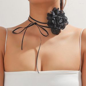 Collier ras du cou rétro en forme de fleur de pivoine, petit parfum, vent, clavicule, chaîne de tempérament, ruban en tissu