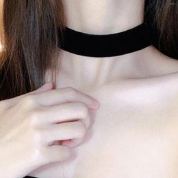 Choker Retro Einfache Schwarz Samt Kragen Hals Ketten Schlüsselbein Kette Für Frauen Mädchen Weibliche Gothic Stil Halskette Mode Schmuck