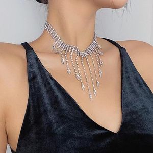 Collier ras du cou avec pendentif goutte d'eau et pampilles pour femmes, mode légère de luxe, chaîne en strass, bijoux de fête de tempérament