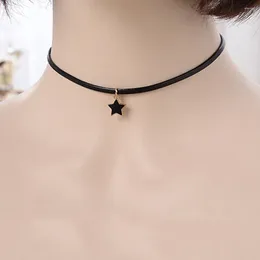 Choker Collier pendentif étoile noir blanc gothique simple pour femmes bijoux de cou punk vintage court collier en cuir cadeau