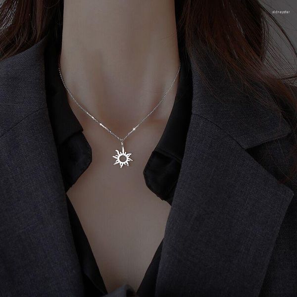 Collier ras du cou en acier inoxydable, pendentif exquis de Style grand soleil, chaîne à la mode pour femmes et hommes, bijoux cadeaux pour amis